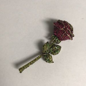 Heidi Daus rose brooch